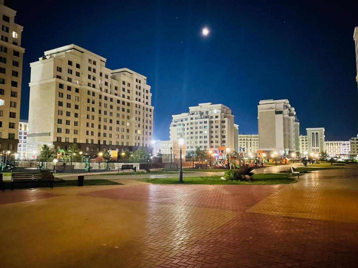 Park Avenue Напротив Ботанического Сада Nur-Sultan  Exterior photo